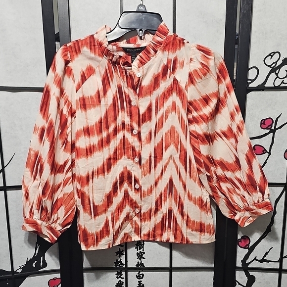 Banana Republic Tops - Banana Republic Red‎ and Cream Blouse with Flutter Sleeves Size XXS NWT